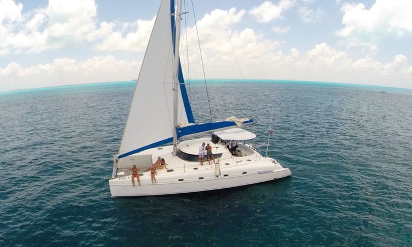 Morrocoy 46ft Cozumel Catamaran Rental