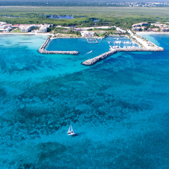 Puerto Morelos Catamaran sailing