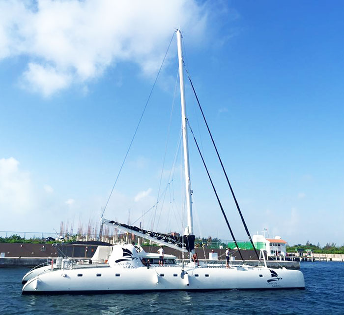 catamaran rentals in cancun mexico