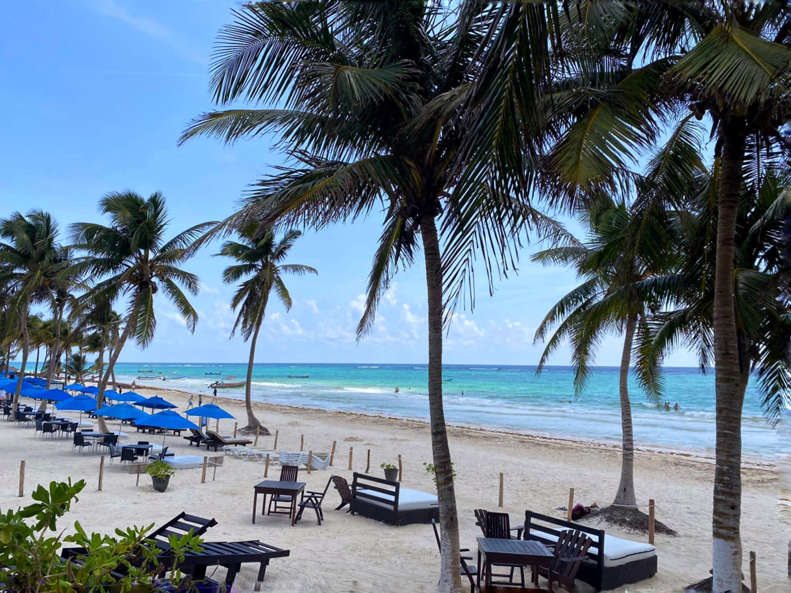 Playa Parasio Beach CLub