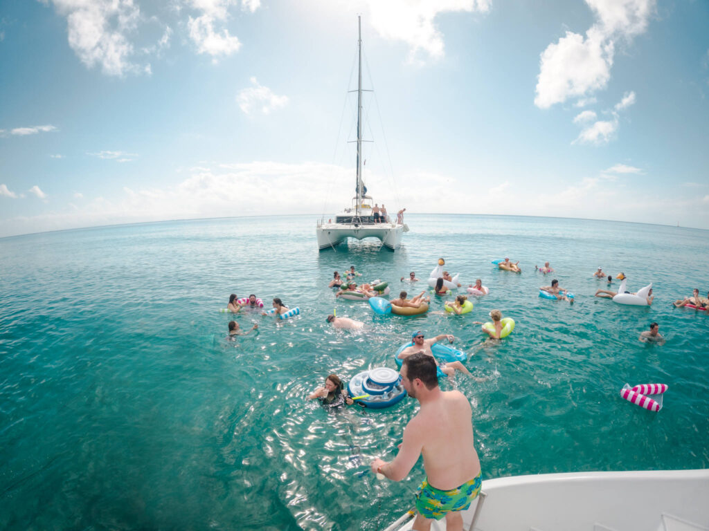 puerto aventuras catamarans landing page background