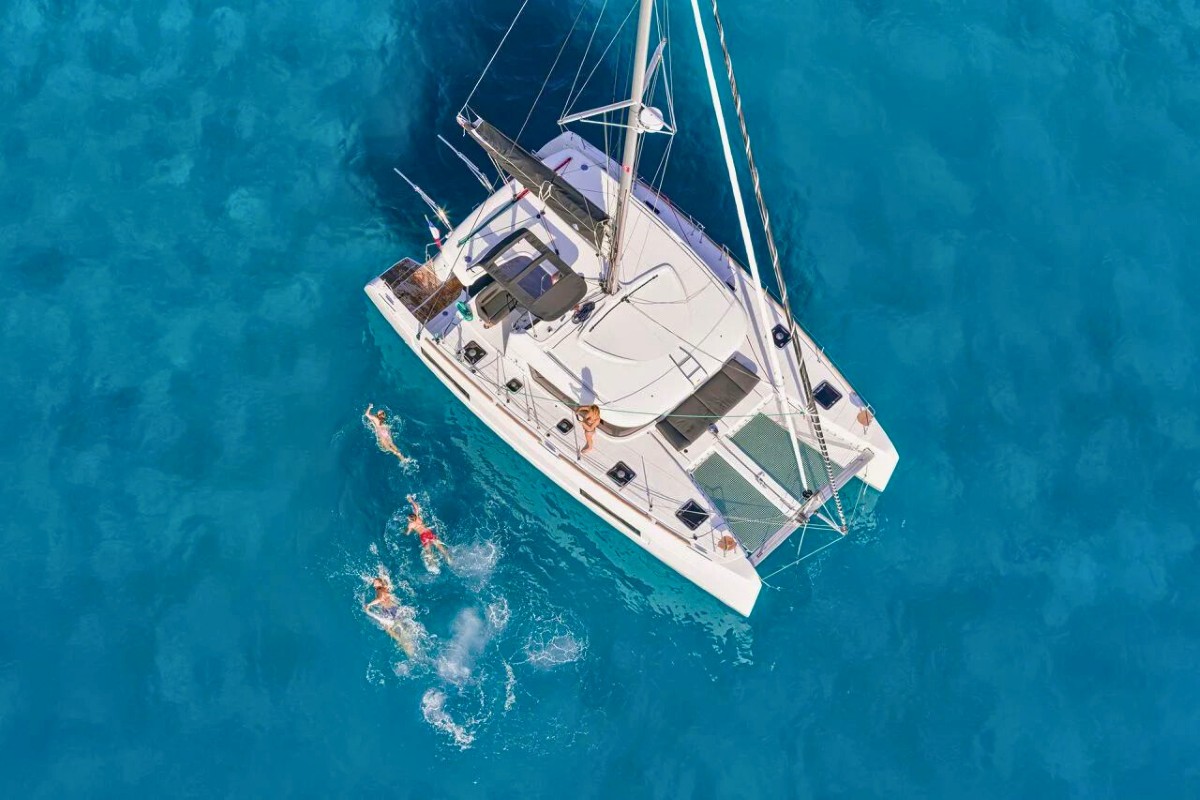 Blue Lagoon 40ft