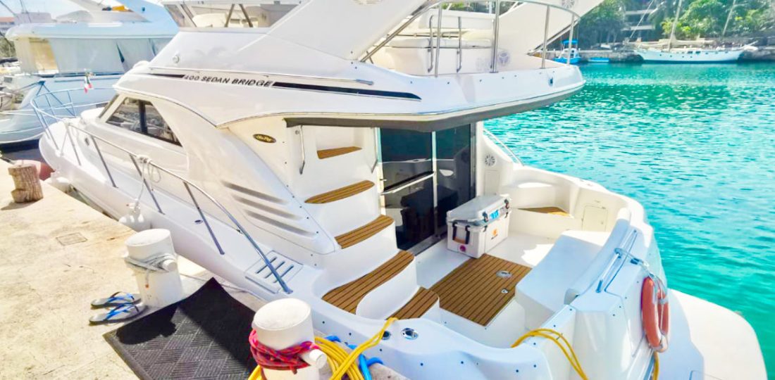 40ft_SeaRay_Yacht_Puerto_Aventuras_Riviera_Maya_Catamarans_4