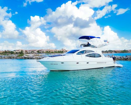 Playa_Del_Carmen_Yacht_Rental