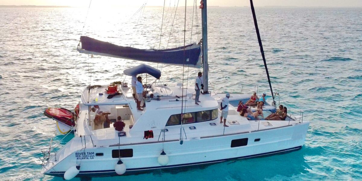 Sailing Cancun Bachlorette parties