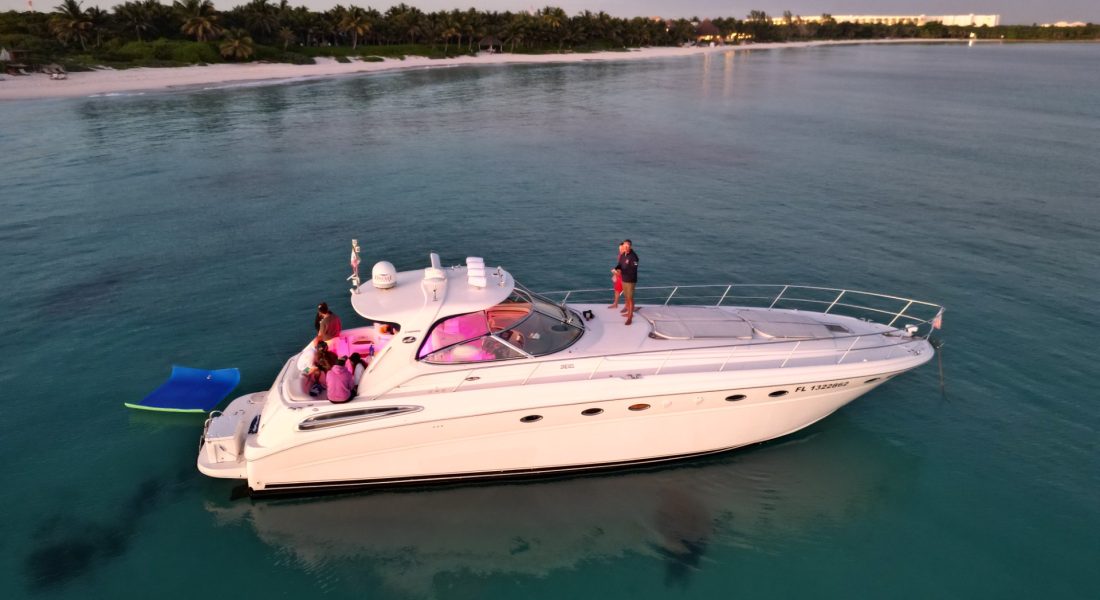 YAcht Rentals in Riviera Maya