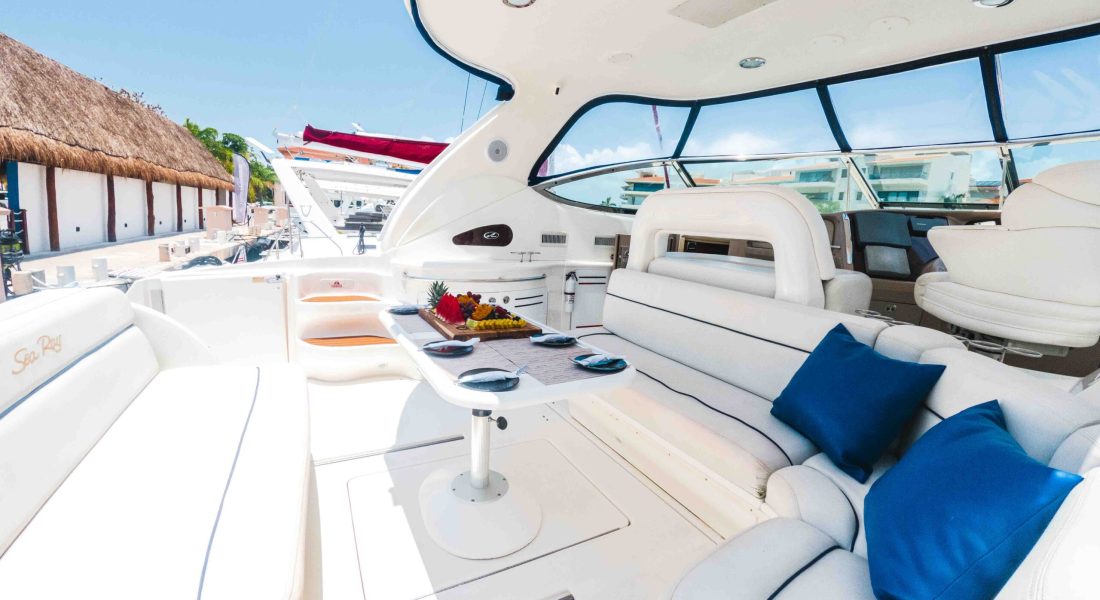 55ft_SeaRay_Yacht_Puerto_Aventuras_Riviera_Maya_Catamarans-5