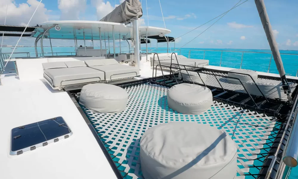 Boat Rental Cancun Mexico Wedding groups