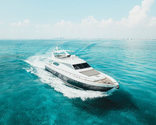 72ft_Ferretti_Yacht_Cancun_Riviera_Maya_Catamarans_-10