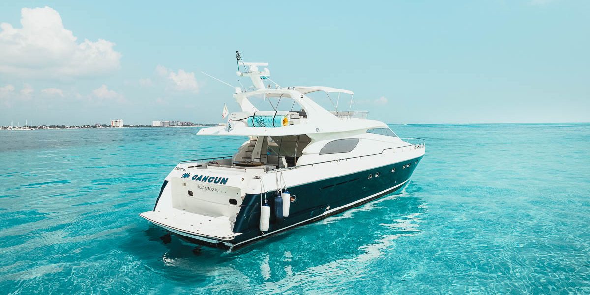 72ft_Ferretti_Yacht_Cancun_Riviera_Maya_Catamarans_-20