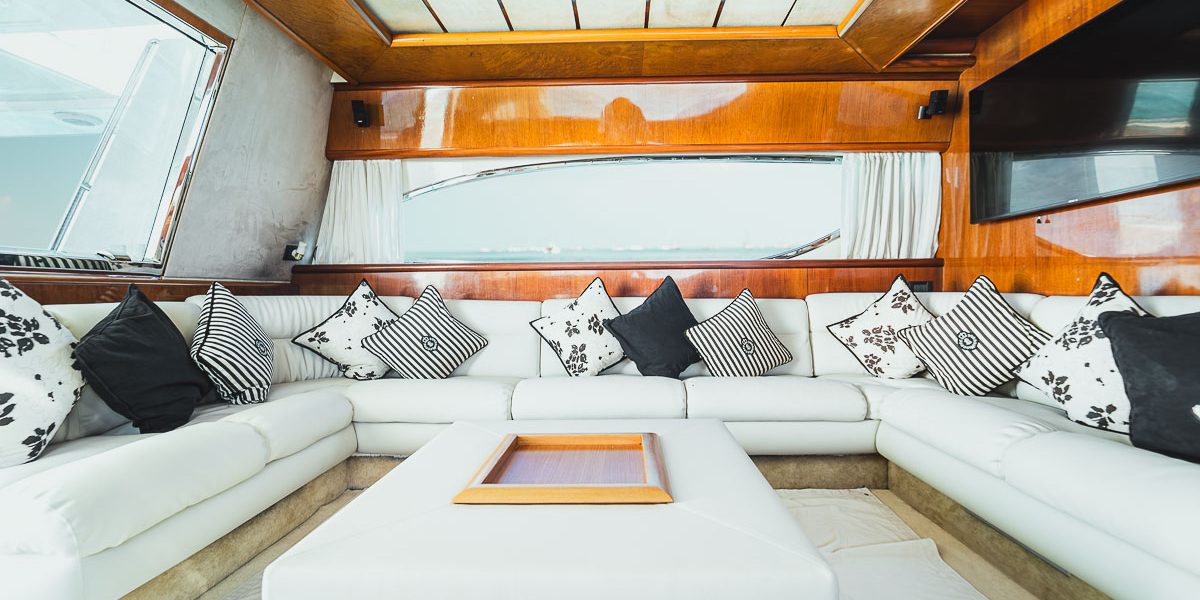 72ft_Ferretti_Yacht_Cancun_Riviera_Maya_Catamarans_-53