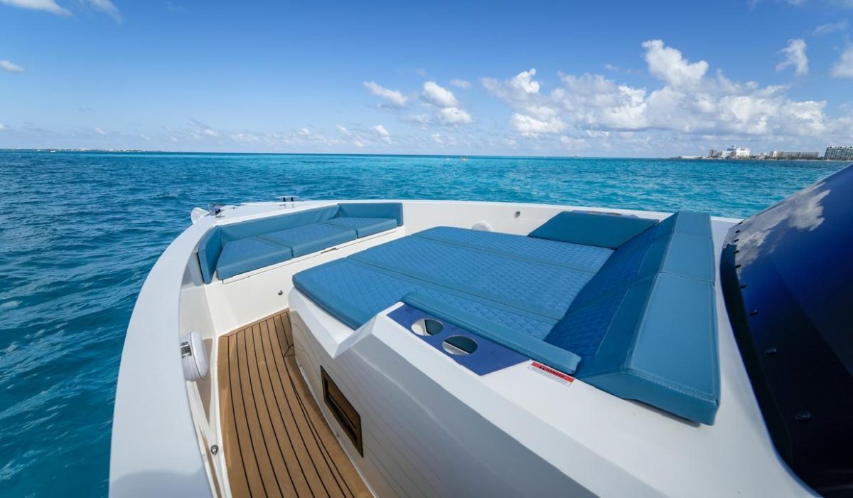 Riviera_Maya_Catamarans_42ft_Bluefin_Yacht (13)