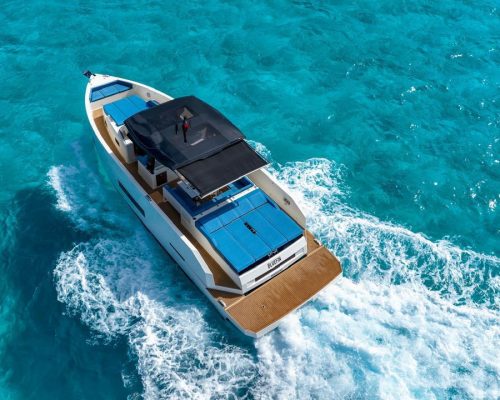 Luxury 42ft yacht Puerto Aventuras Rental