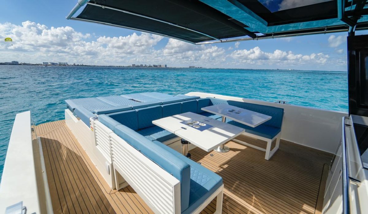 Riviera_Maya_Catamarans_42ft_Bluefin_Yacht (9)
