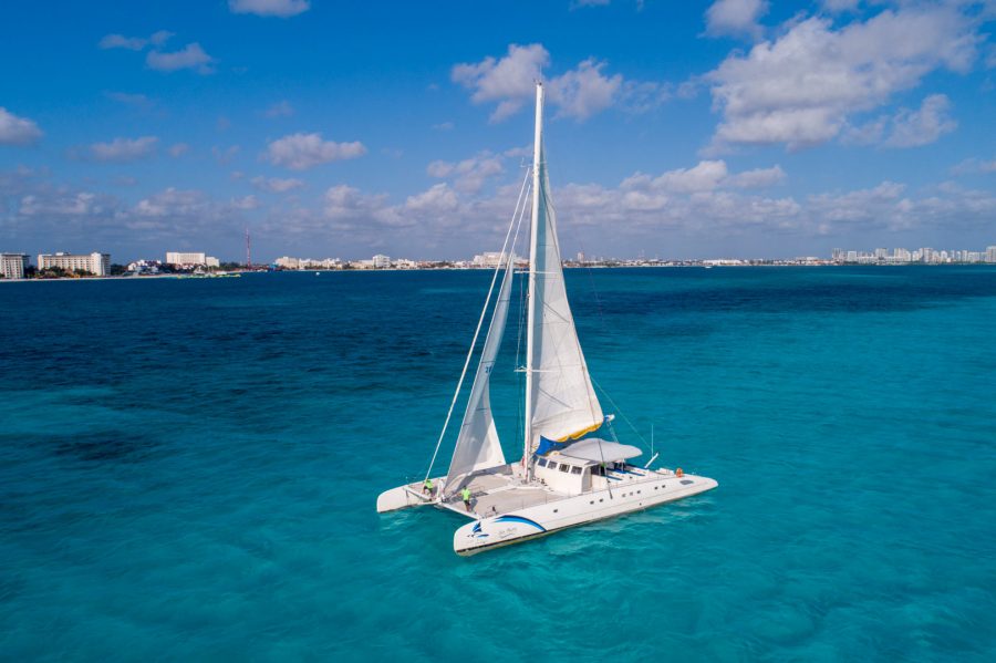 seapassion large catamaran in cancun