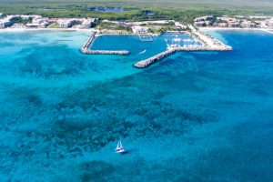Puerto Morelos Catamaran sailing