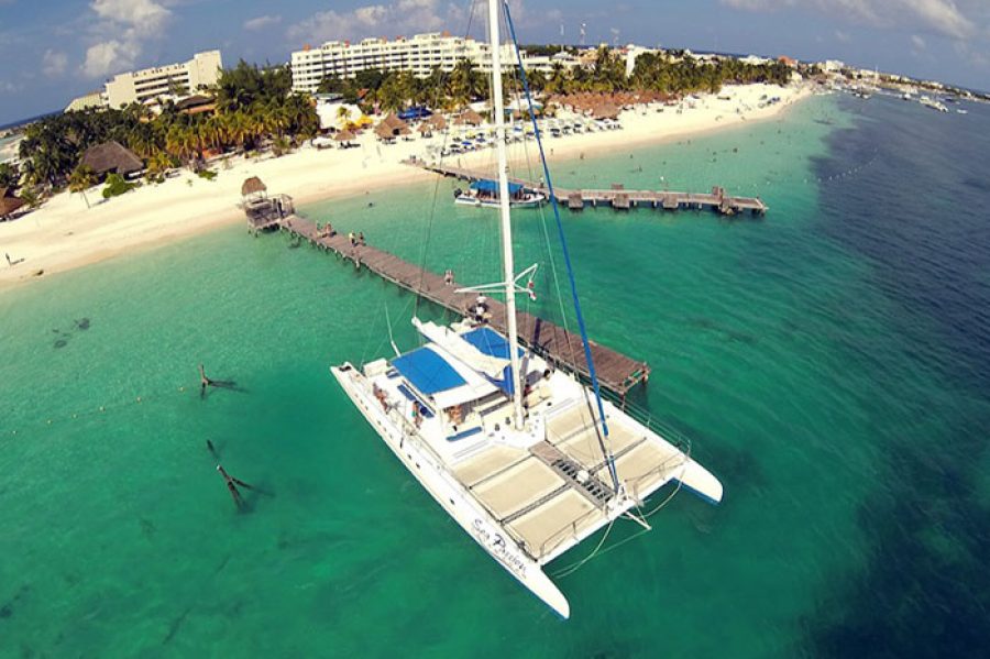 sea passion catamaran for rent in Cancun wedding events