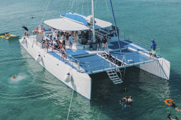 wedding 70ft_Contoy_Catamaran_Puerto_Aventuras-Riviera_Maya_Catamarans-2